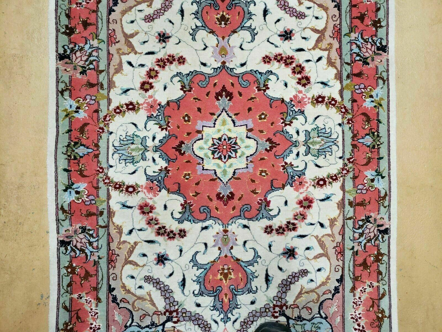 Vintage Persian Tabriz Wool Silk Rug 2.5 By 4 Ft Hand Knotted Medallion