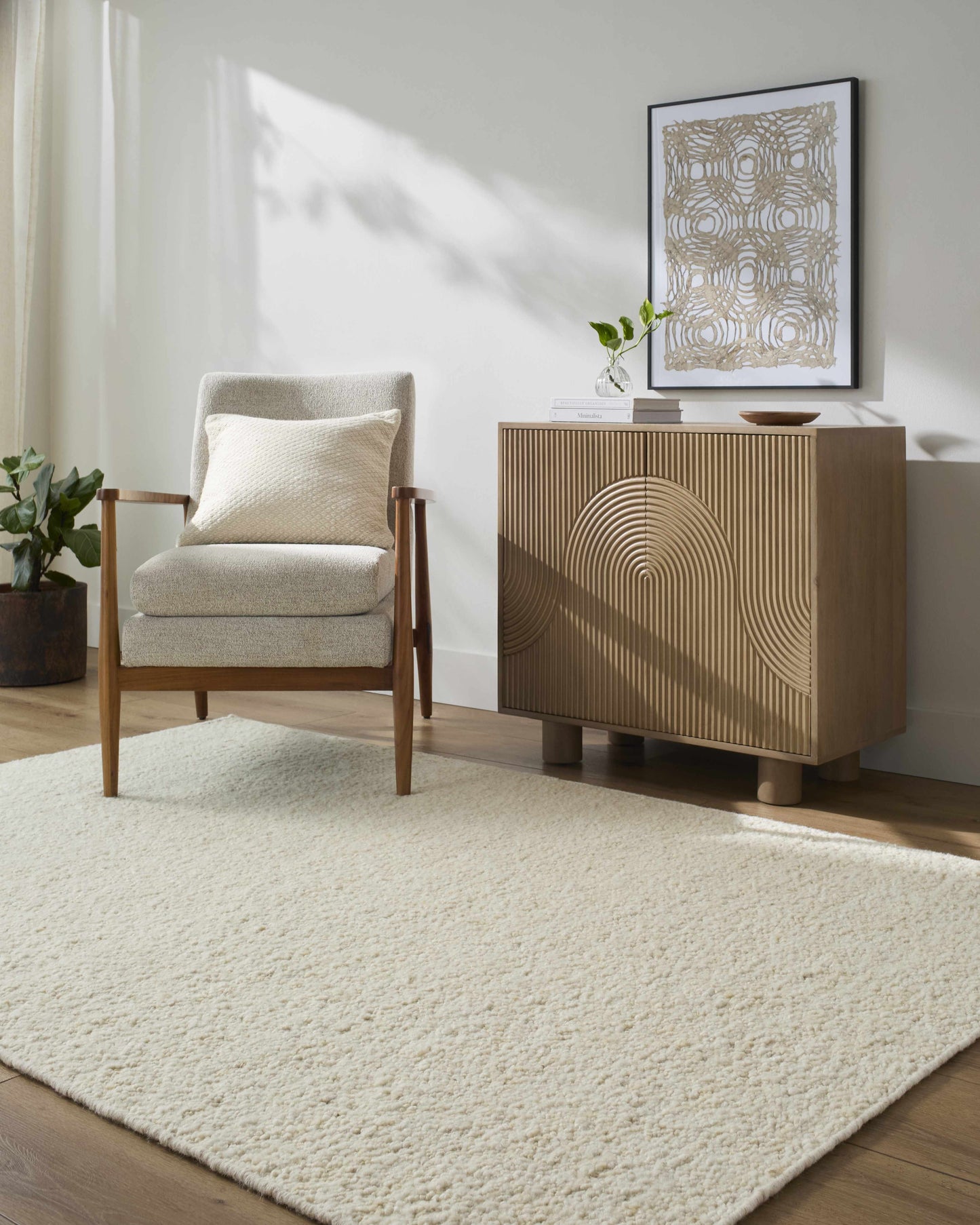 Off-White Wool Area Rug - Elegant Soft Versatile Home Decor