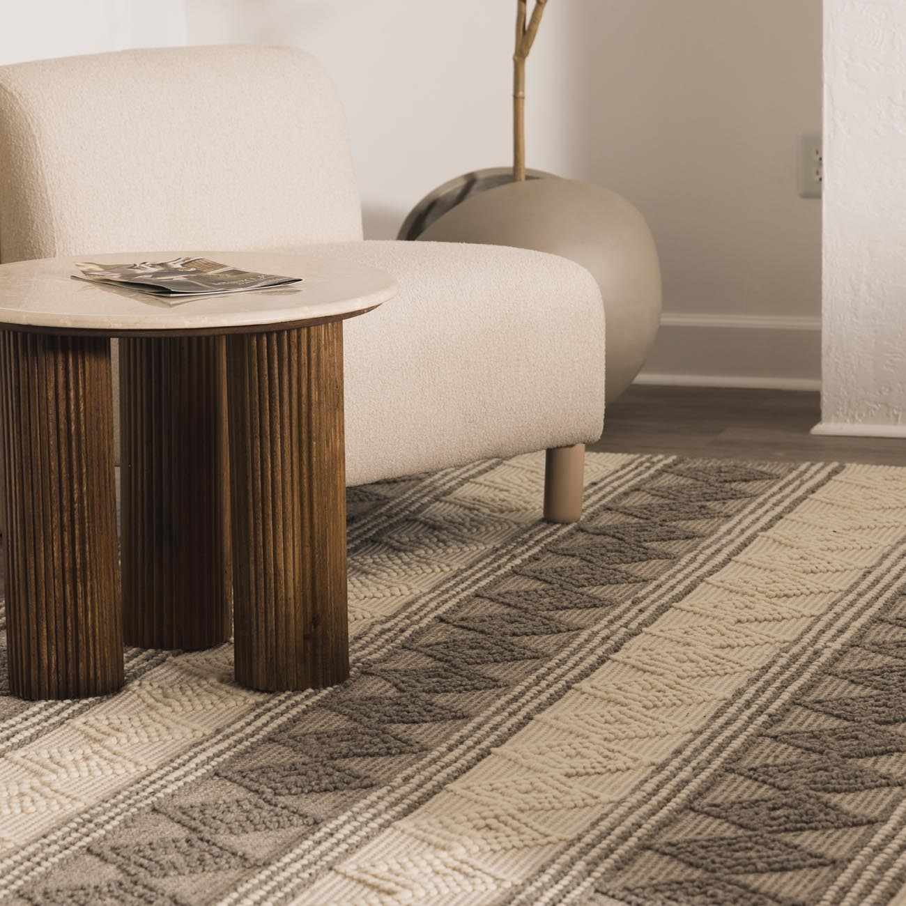 Mineola Wool Area Rug - Soft Durable Stylish Floor Covering