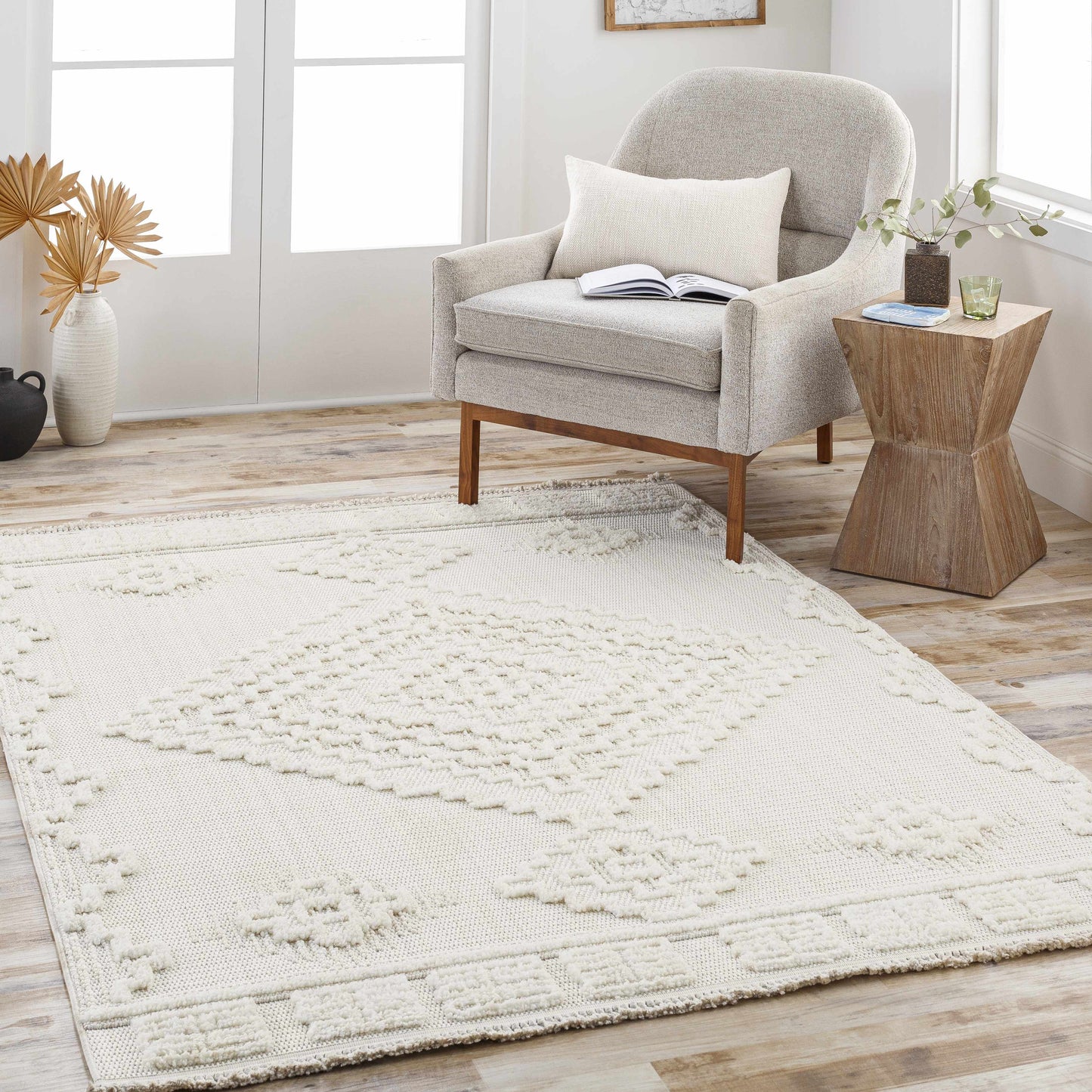 Rustic Area Rug - High-Low Design for Cozy Home Decor