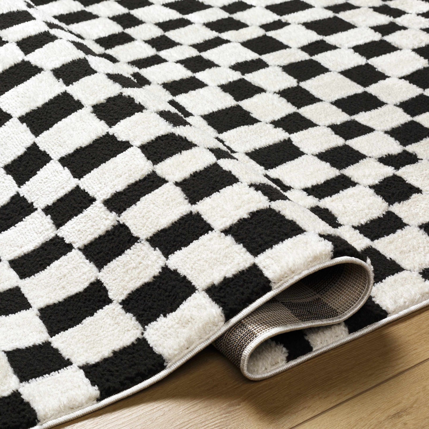 Checkered Area Rug - Stylish Black and White Geometric Floor Decor