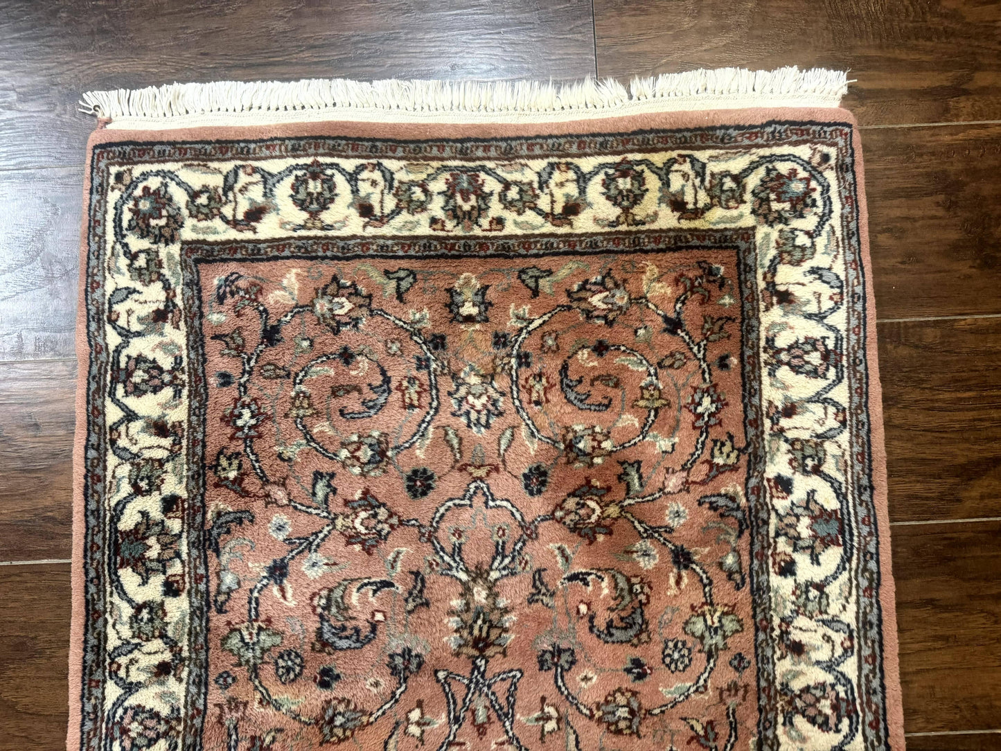 Indo Persian Hand Knotted Wool Oriental Runner Rug 2 6 By 10 Hallway Coral Cream