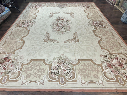 Elegant Aubusson Wool Rug Handmade Vintage Carpet With European Design