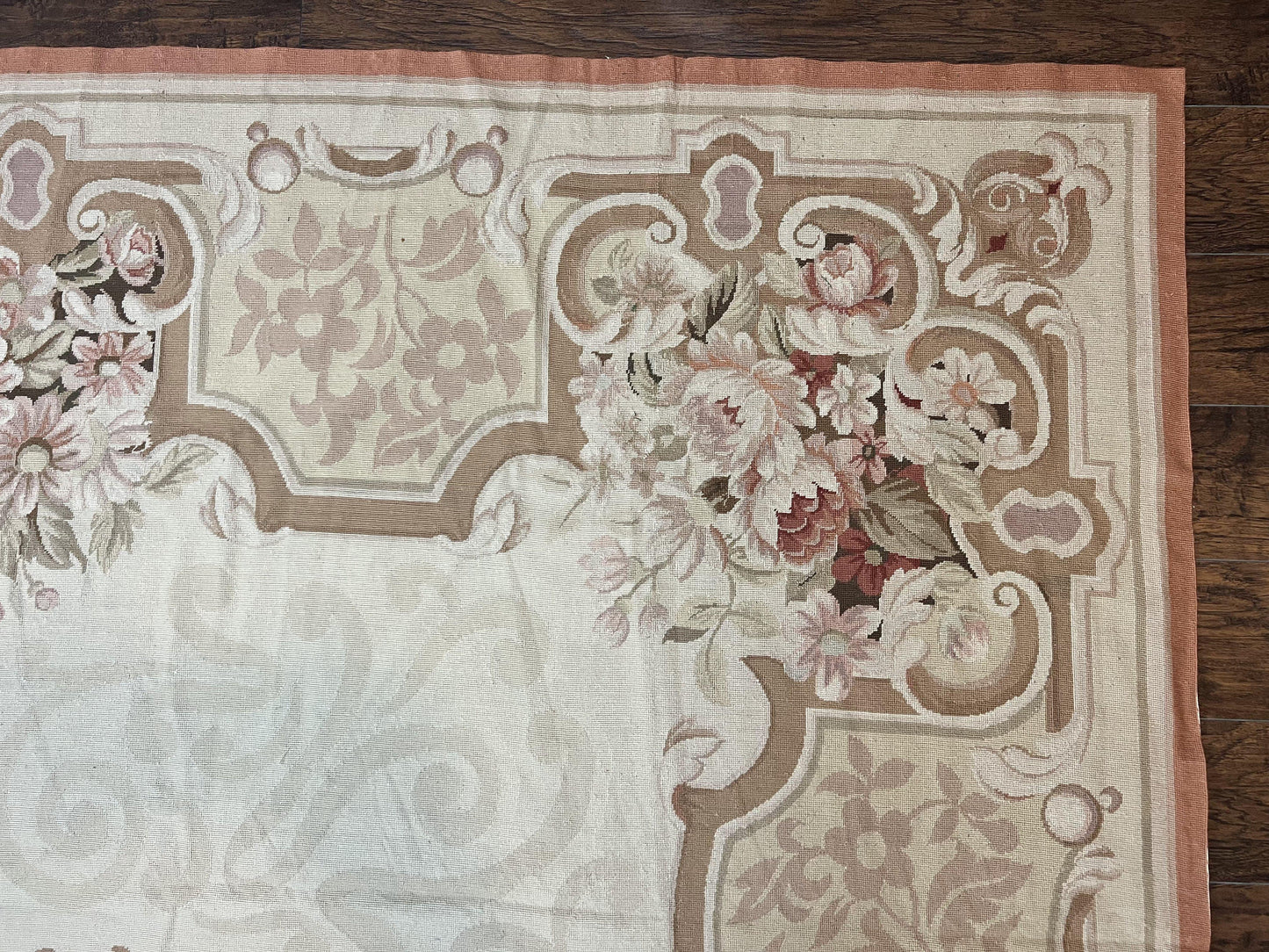 Elegant Aubusson Wool Rug Handmade Vintage Carpet With European Design