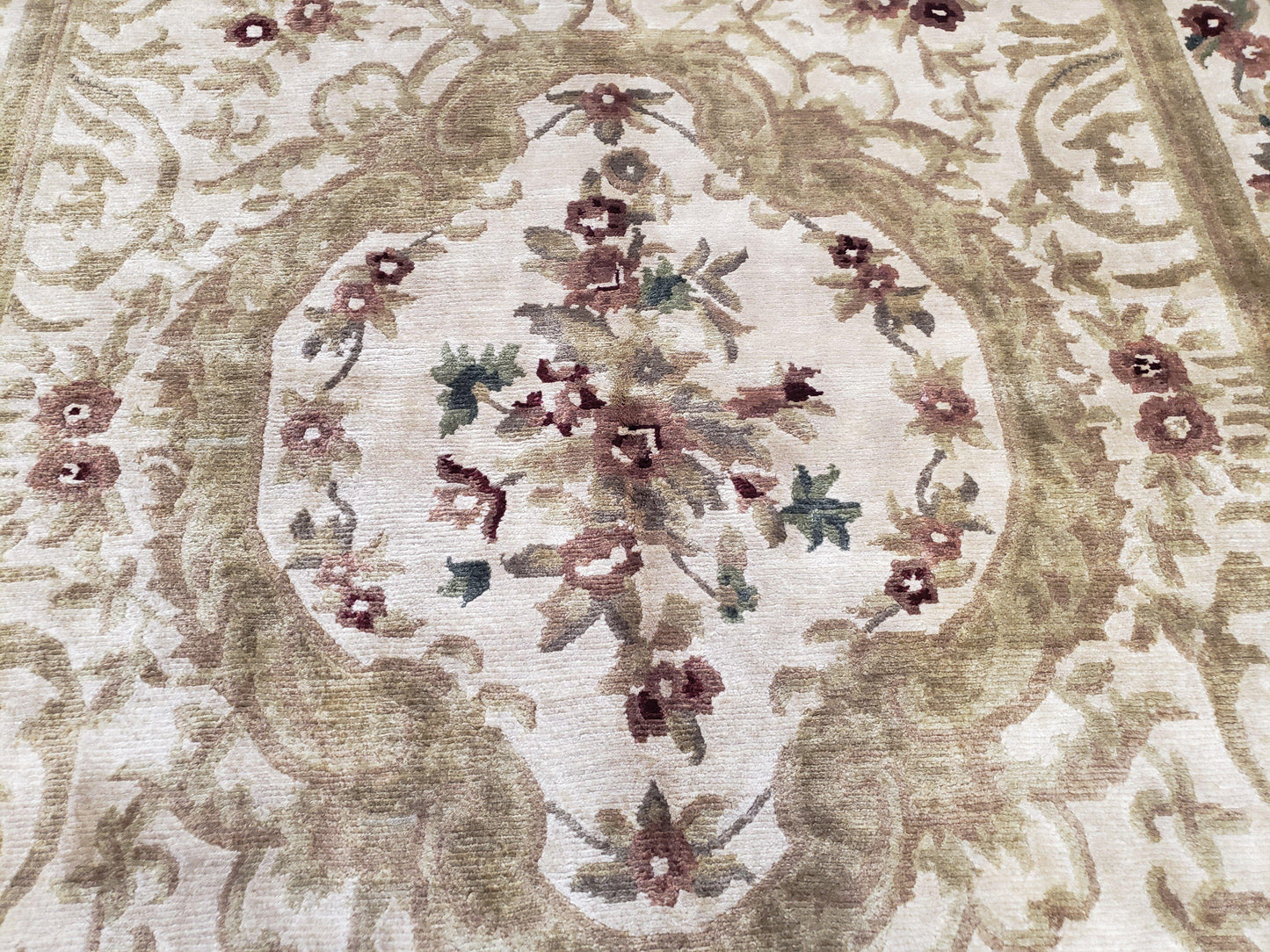 Vintage Nepali Tibetan Aubusson Wool Rug Hand Knotted 6x9 Cream Beige Leaves Floral Pattern
