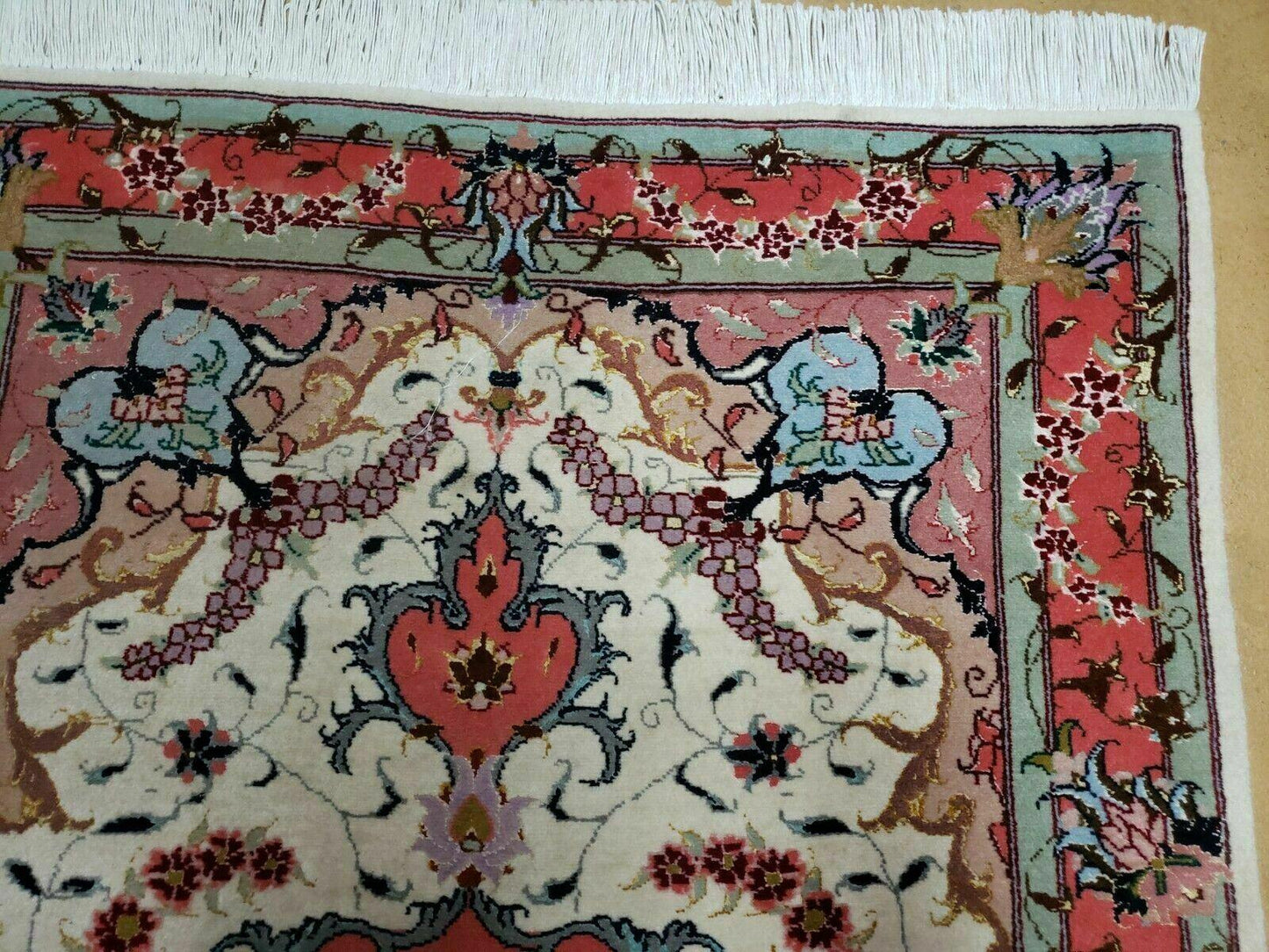 Vintage Persian Tabriz Wool Silk Rug 2.5 By 4 Ft Hand Knotted Medallion