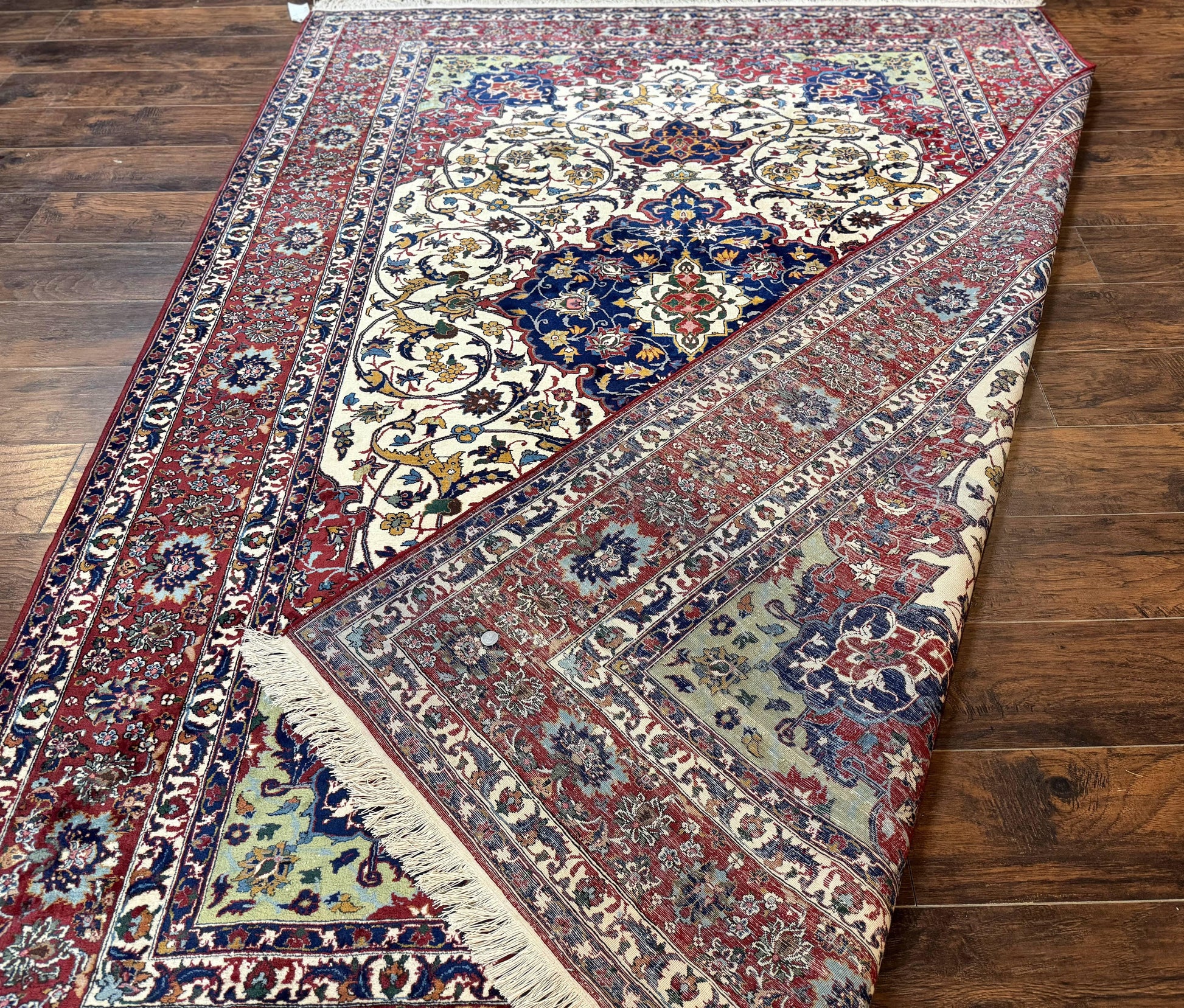 Isfahan area rug