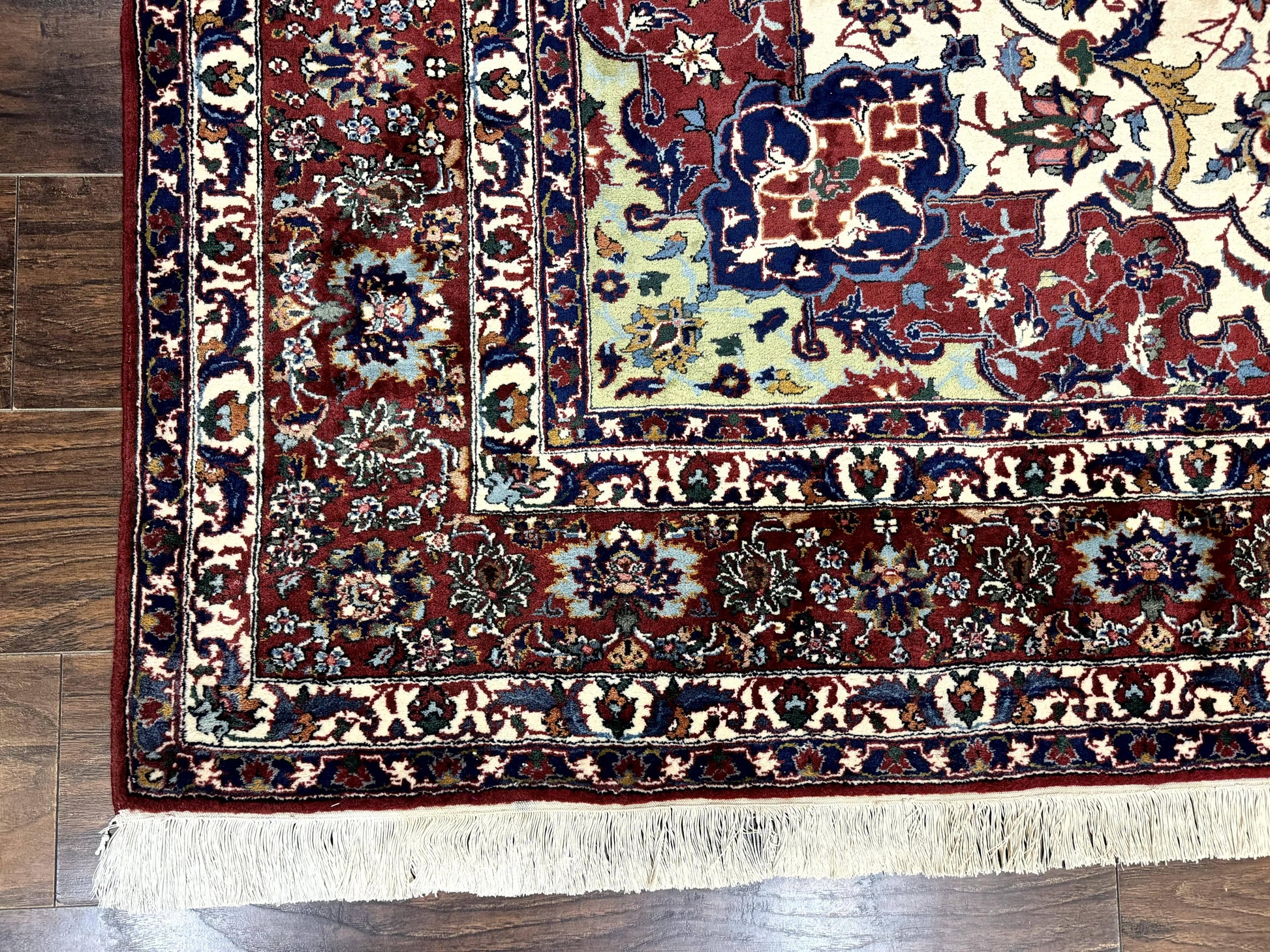 Wool medallion rug