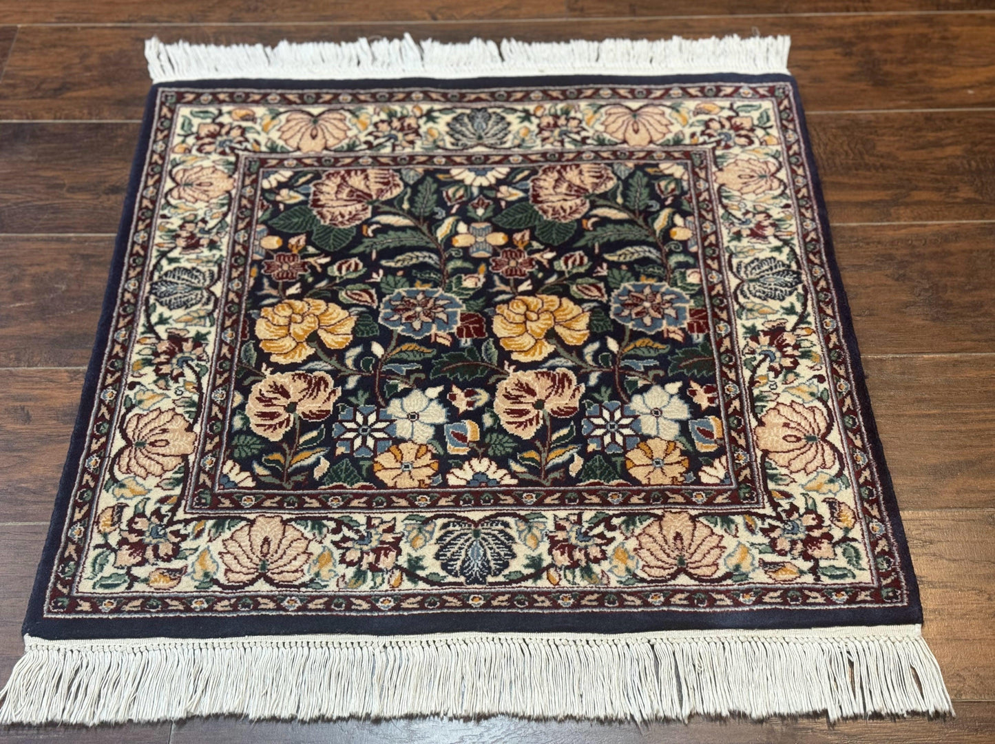 Persian Wool Rug Square 2.7x2.7 Handmade Floral Design Dark Green