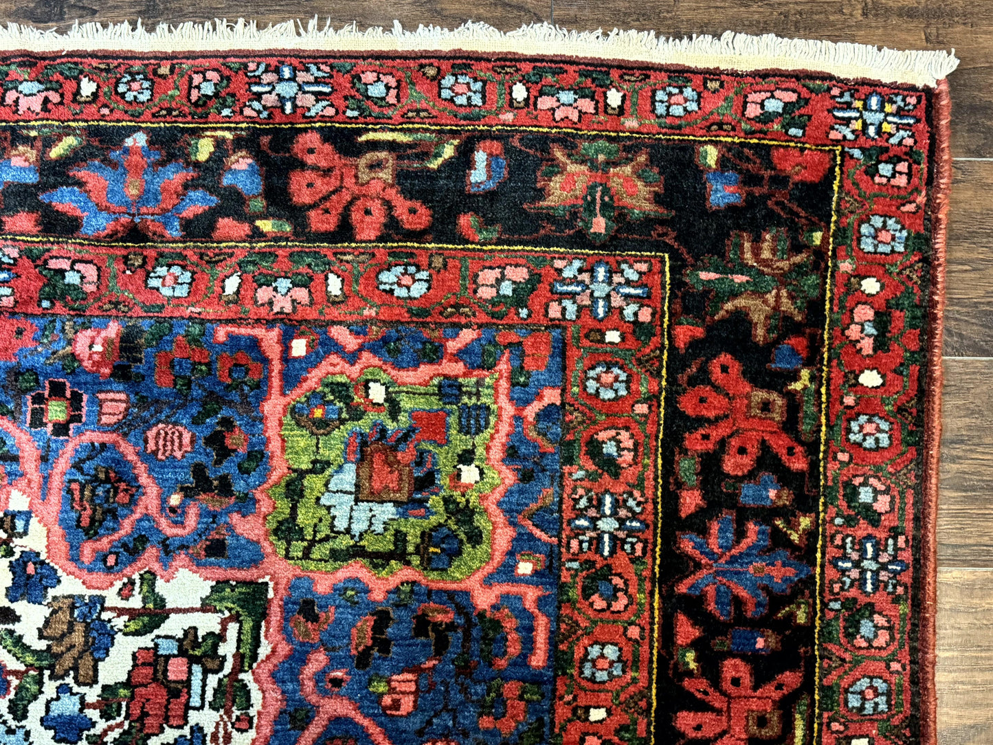 Persian Bakhtiari Rug Hand Knotted Wool Antique