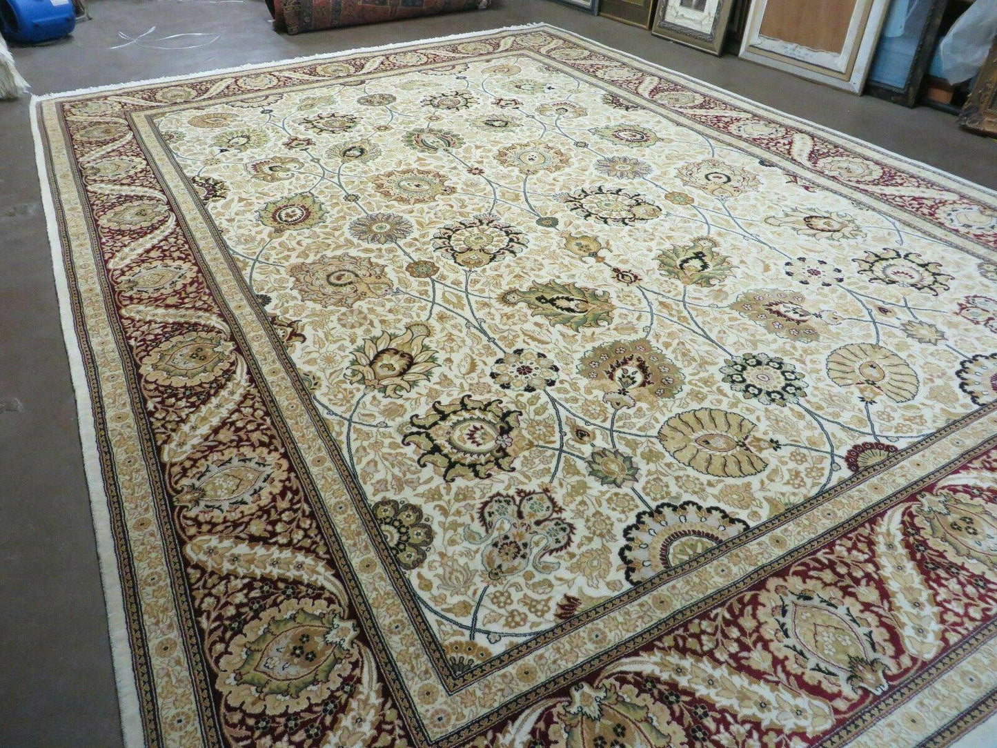 Vintage Handmade Wool Rug Pakistani Floral Design 9 By 12 Feet Vegetable Dye