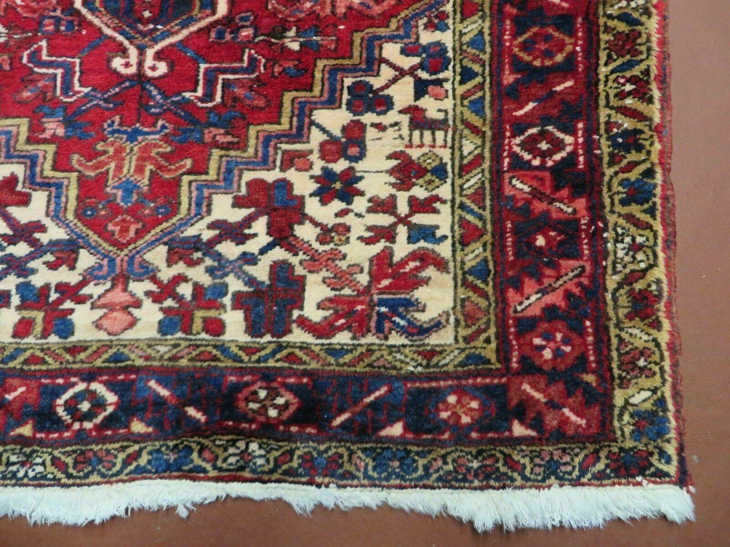 Heriz Persian Runner Rug Hand Knotted Wool Medallion Design Antique Oriental Hallway Rug 3 Ft 9 In By 10 Ft 8 In