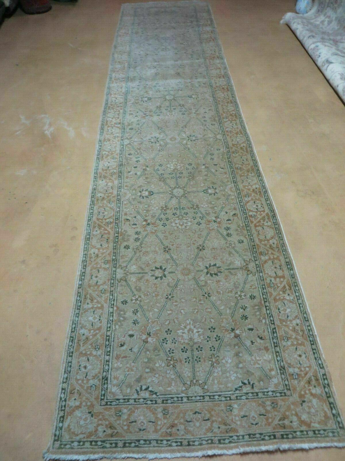 Vintage Handmade Pakistan Wool Rug Runner Hand Knotted Safavieh 2 Feet 8 Inches By 12 Feet