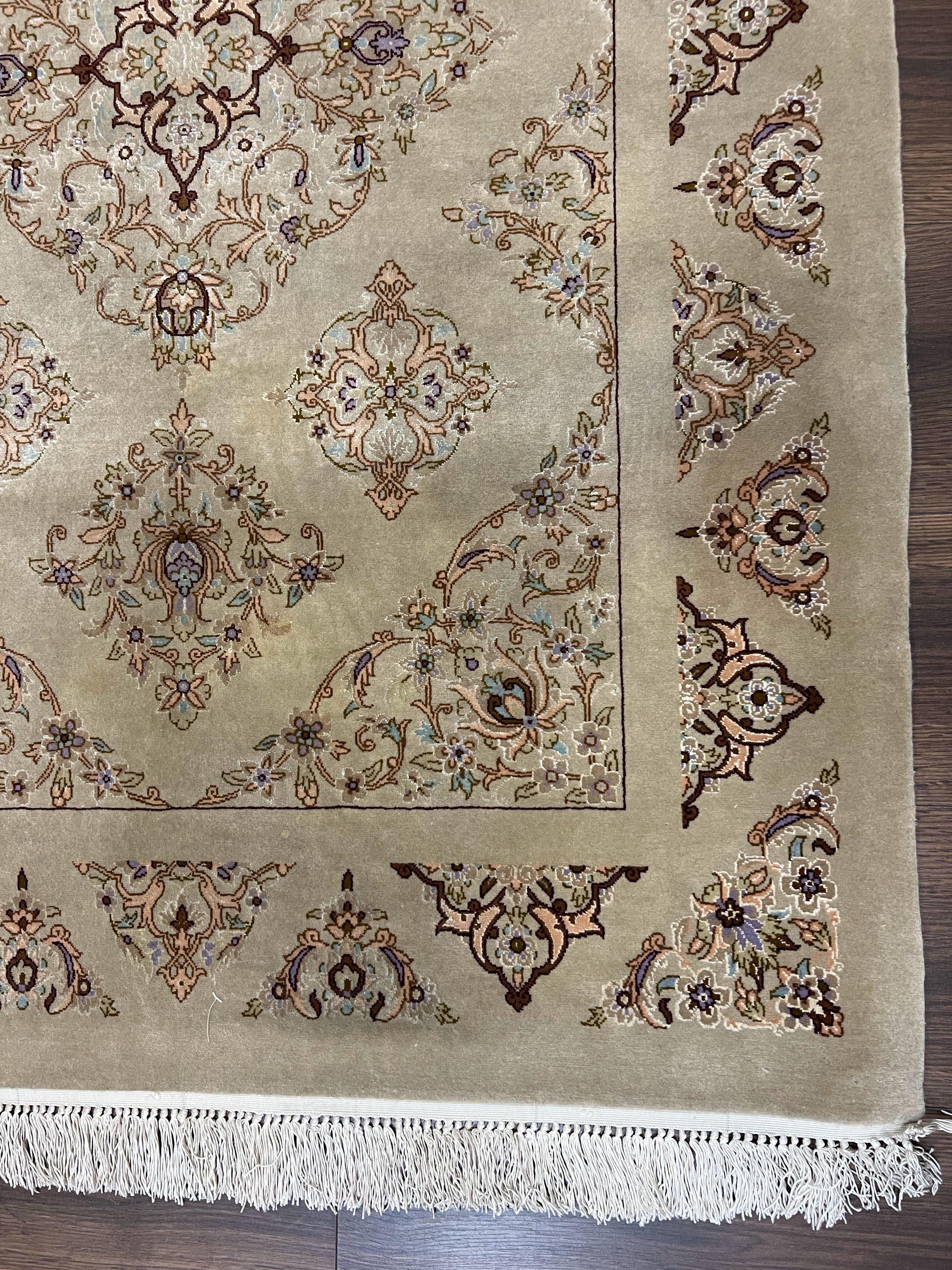  hand-knotted Persian rug