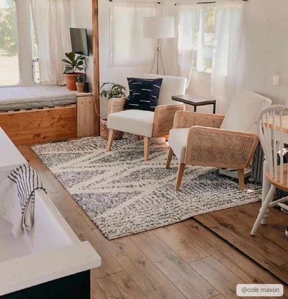 Soft Plush Area Rug - Cozy Home Décor Rug