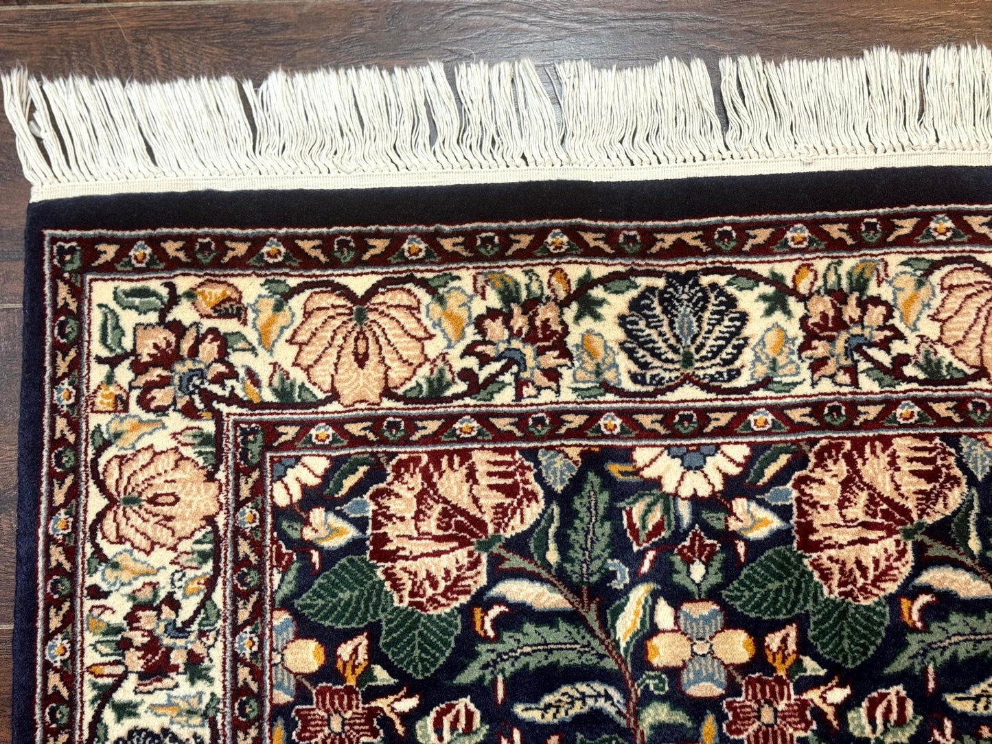 Persian Wool Rug Square 2.7x2.7 Handmade Floral Design Dark Green