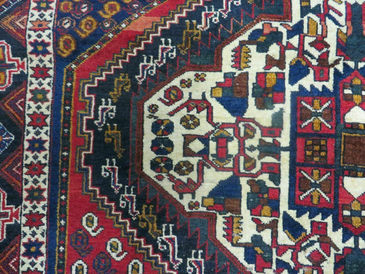 Vintage Turkish Tribal Wool Rug Medallion Hand Made 4x5 Size