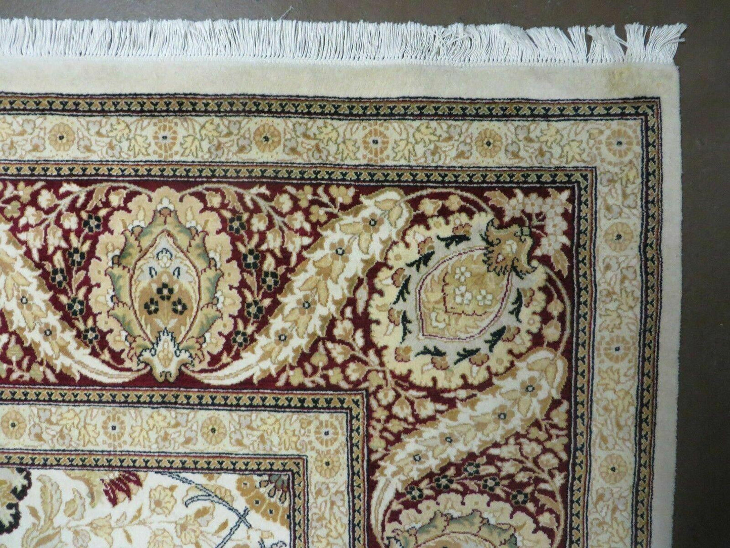 Vintage Handmade Wool Rug Pakistani Floral Design 9 By 12 Feet Vegetable Dye