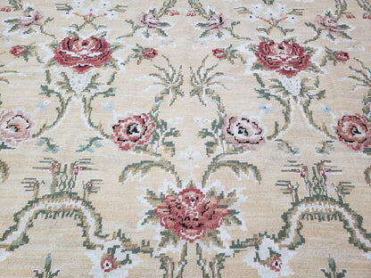 Needlepoint Rug 10x14 Wool Flatweave With English Floral Pattern In Pale Yellow Roses Handmade