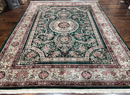 Elegant wool rug
