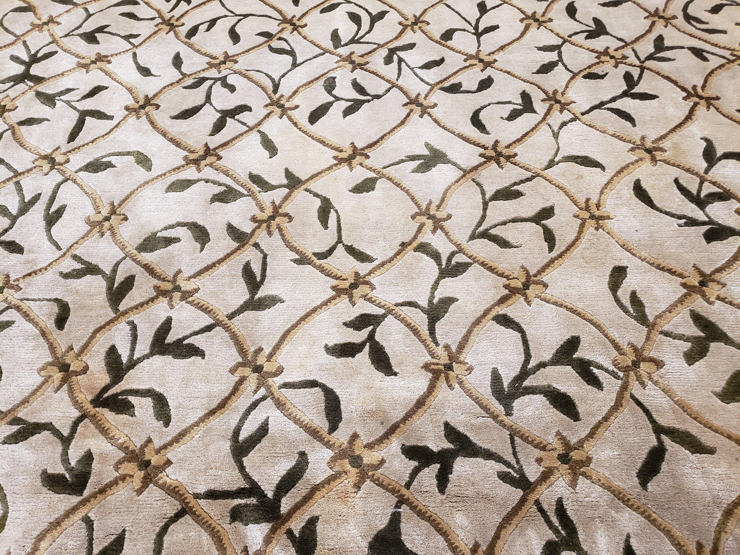 Vintage Tibetan Area Rug 9x12 Hand Knotted Wool Nepali Beige Soft Pile For Living Room