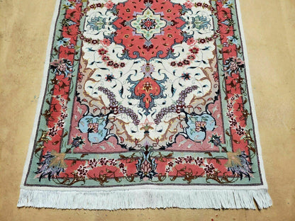 Vintage Persian Tabriz Wool Silk Rug 2.5 By 4 Ft Hand Knotted Medallion
