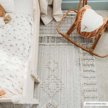 Rustic Area Rug - Amaga Collection for Cozy Home Decor