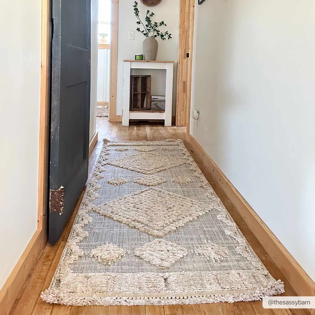 Bohemian Area Rug - High-Low Rustic Design for Cozy Home Décor