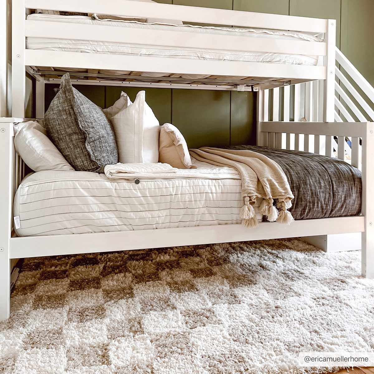 Light Brown Checkered Area Rug - Cozy Home Decor Accent