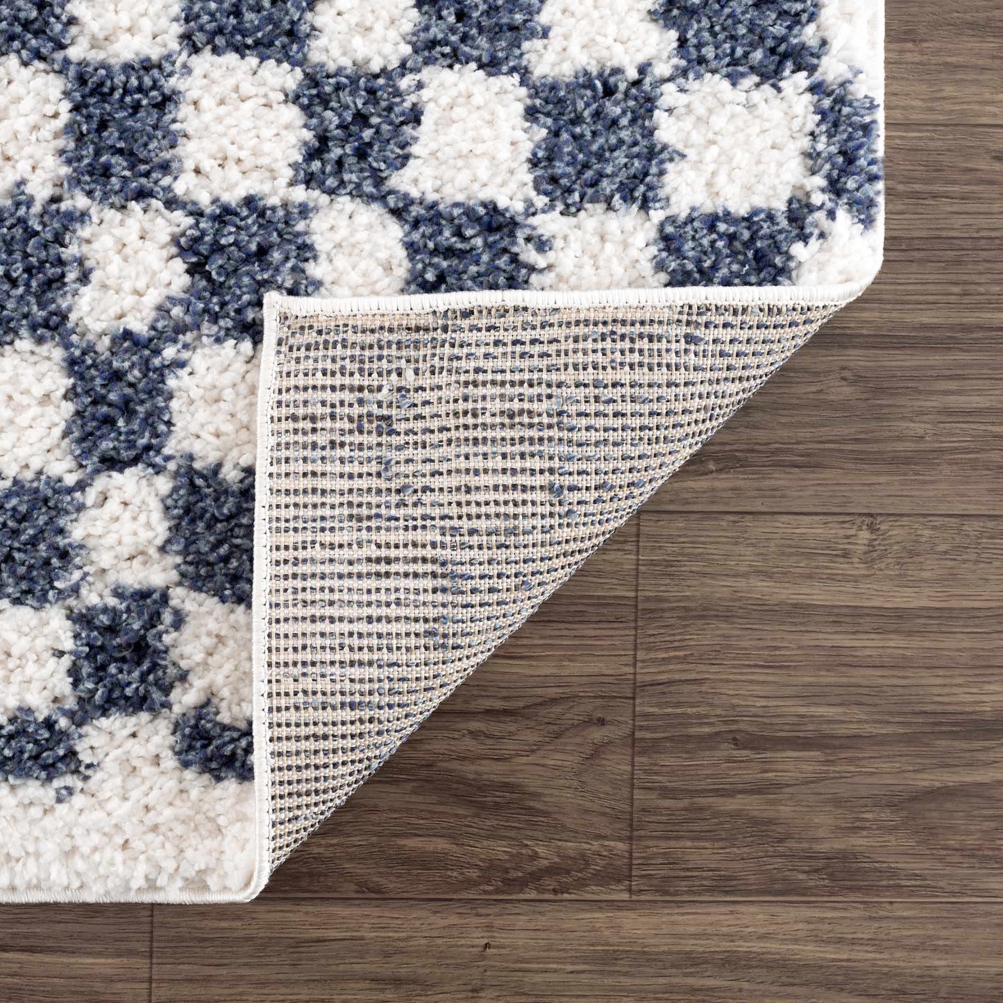 Blue White Checkered Area Rug - Stylish Home Decor Accent
