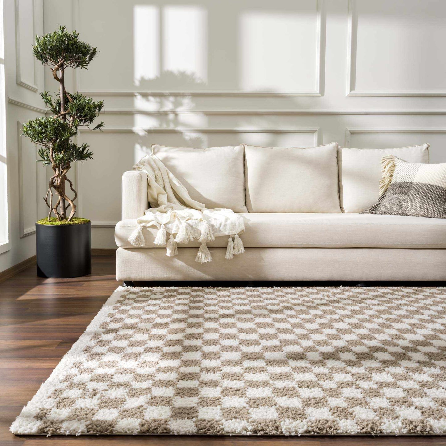 Subtle pattern rug