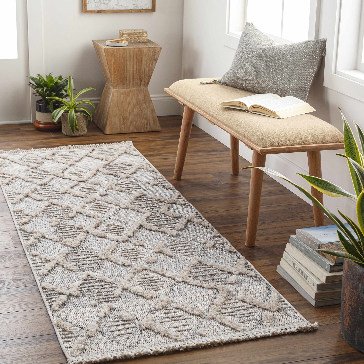 Rustic High-Low Area Rug - Cozy Home Décor Accent