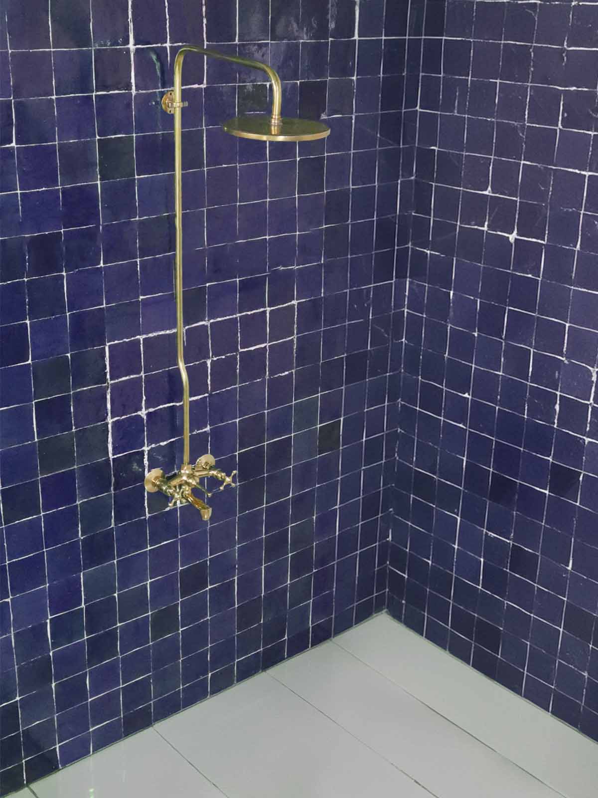 Exposed brass shower