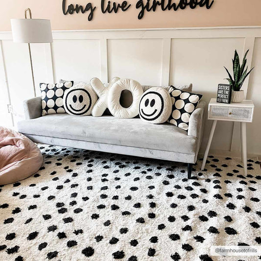 Black and White Dotted Area Rug - Stylish Home Decor Accent