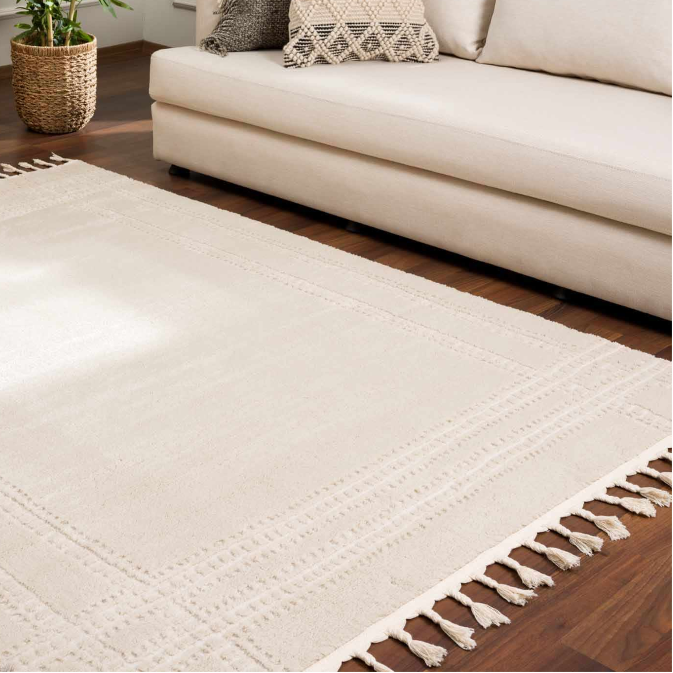 Ivory Carved Area Rug - Elegant Modern Ryuu Design