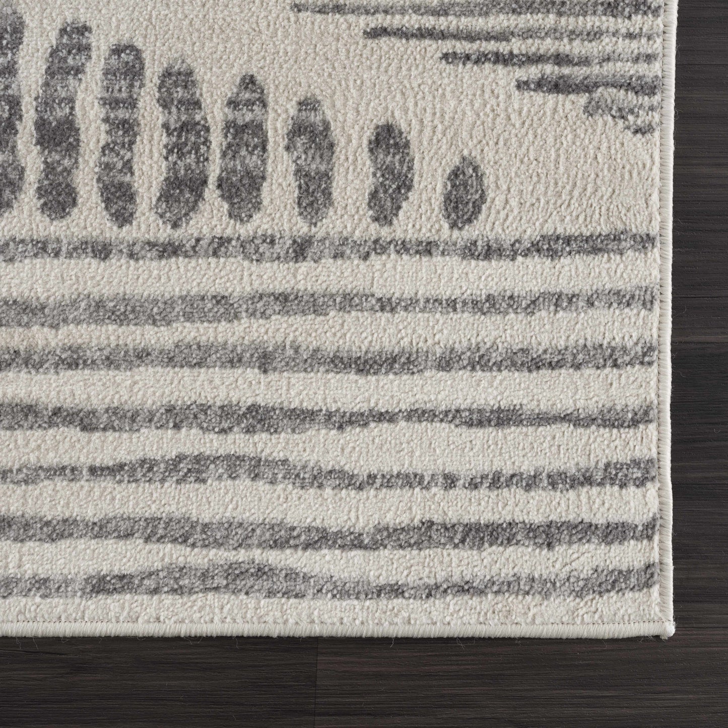 Ivory Tigris Area Rug - Elegant Modern Design for Contemporary Spaces