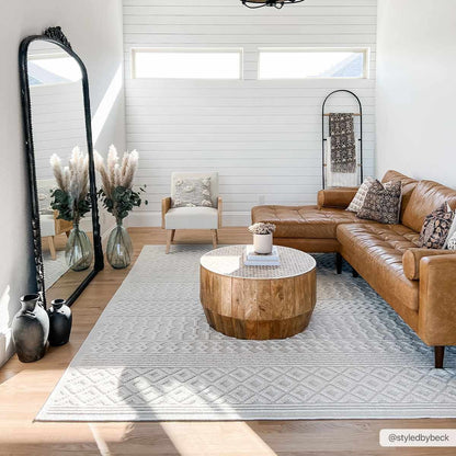 Washable White Area Rug - Stylish Drago Design for Modern Homes