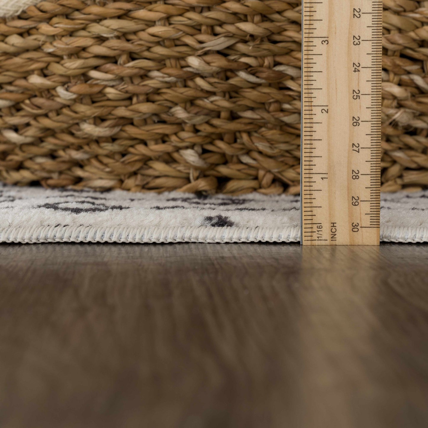 Moroccan Constantin Rug - Elegant Handcrafted Design for Cozy Spaces