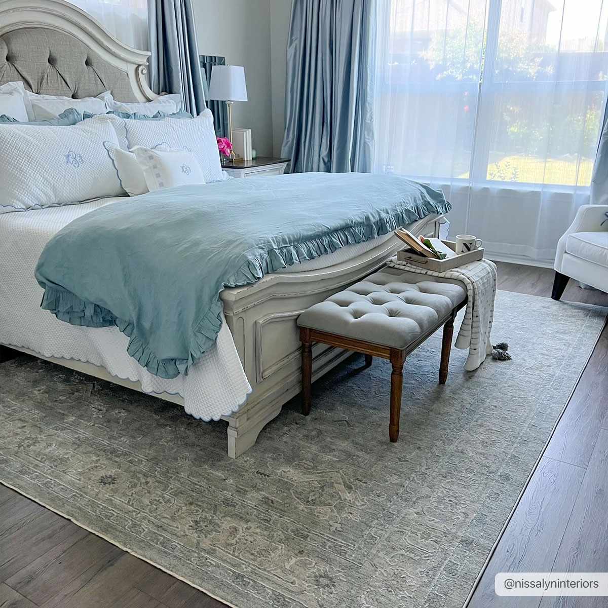 Modern Geometric Area Rug - Stylish Home Decor for Earlsfield