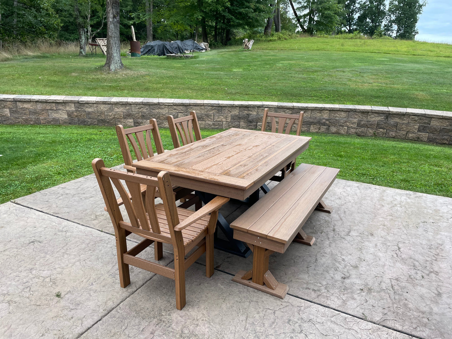 Outdoor Modern Fanback Dining Chair HDPE All Weather Patio Seating