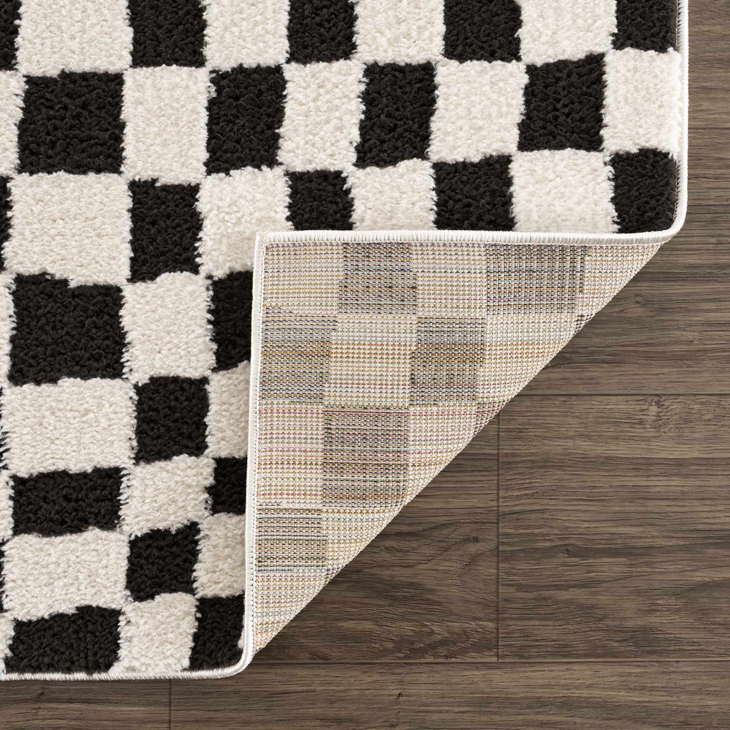 Checkered Area Rug - Stylish Black and White Geometric Floor Decor