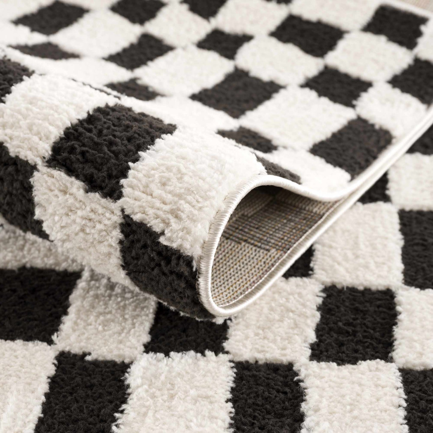 Checkered Area Rug - Stylish Black and White Geometric Floor Decor