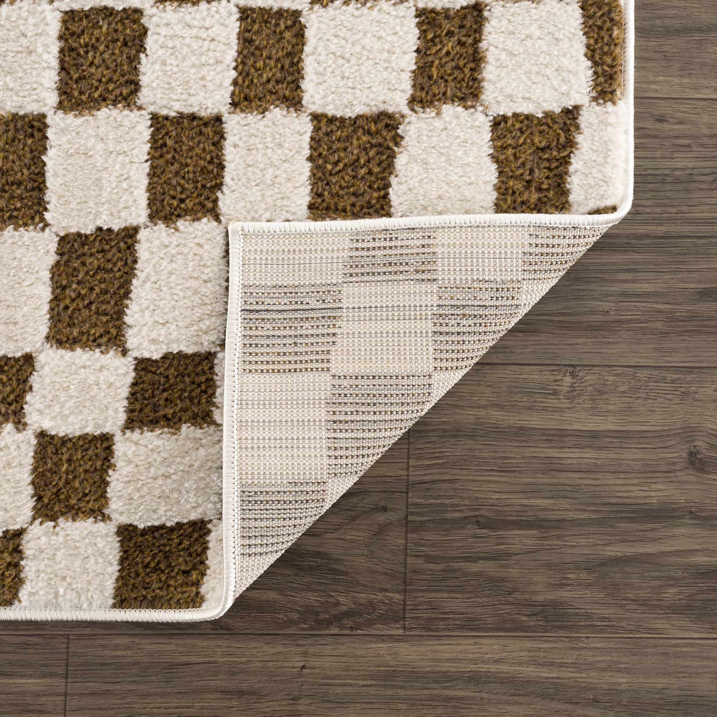 Brown Checkered Area Rug - Cozy Home Décor Accent