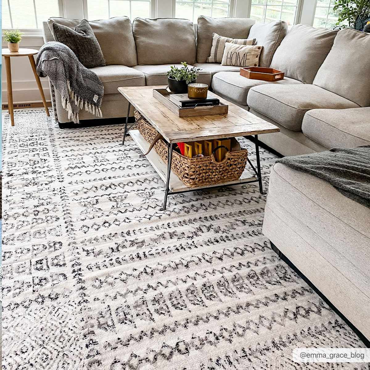 Cozy Modern Greig Area Rug - Living Room  Bedroom Décor