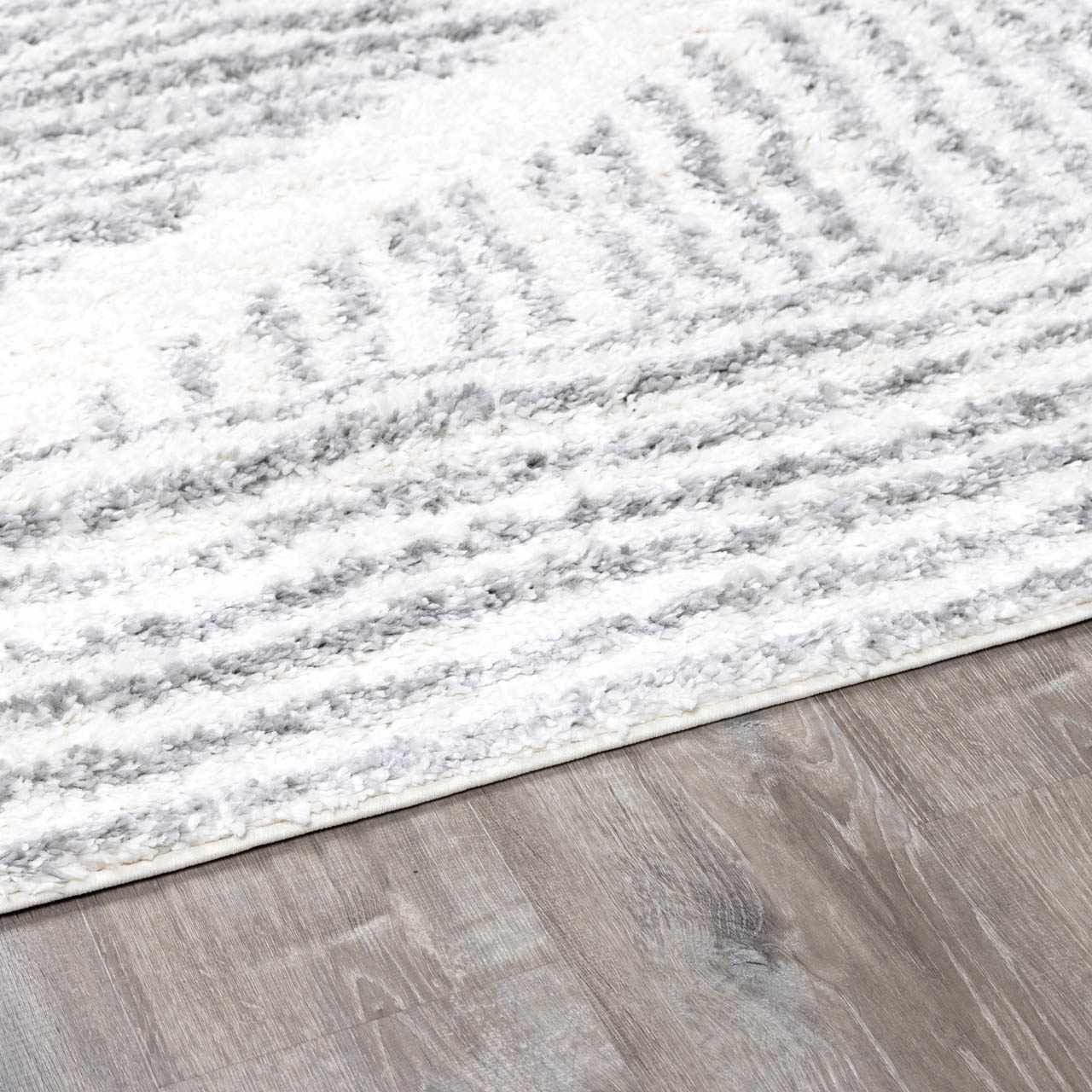 Gray Plush Area Rug - Cozy Home Decor Accent