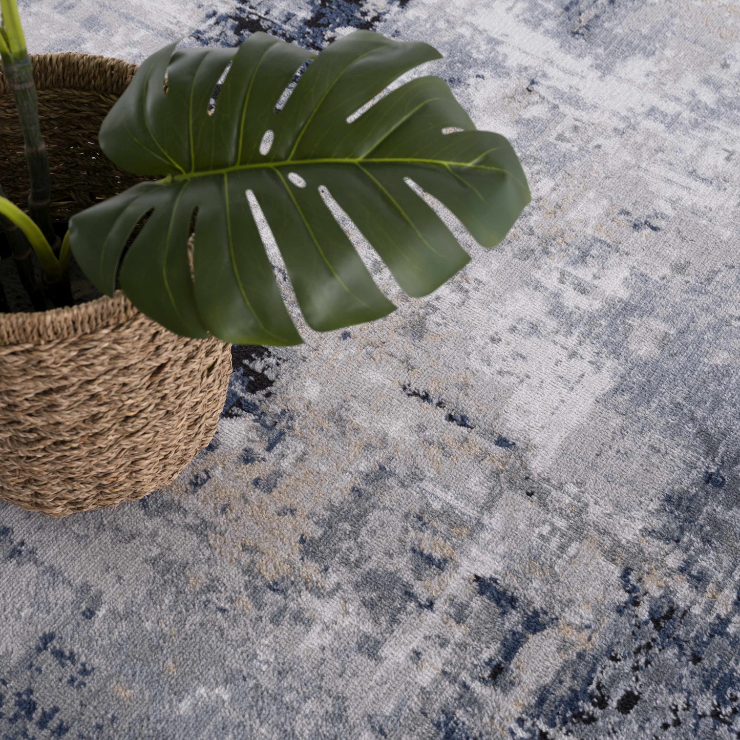 Blue Abstract Area Rug - Modern Stylish Design for Interiors