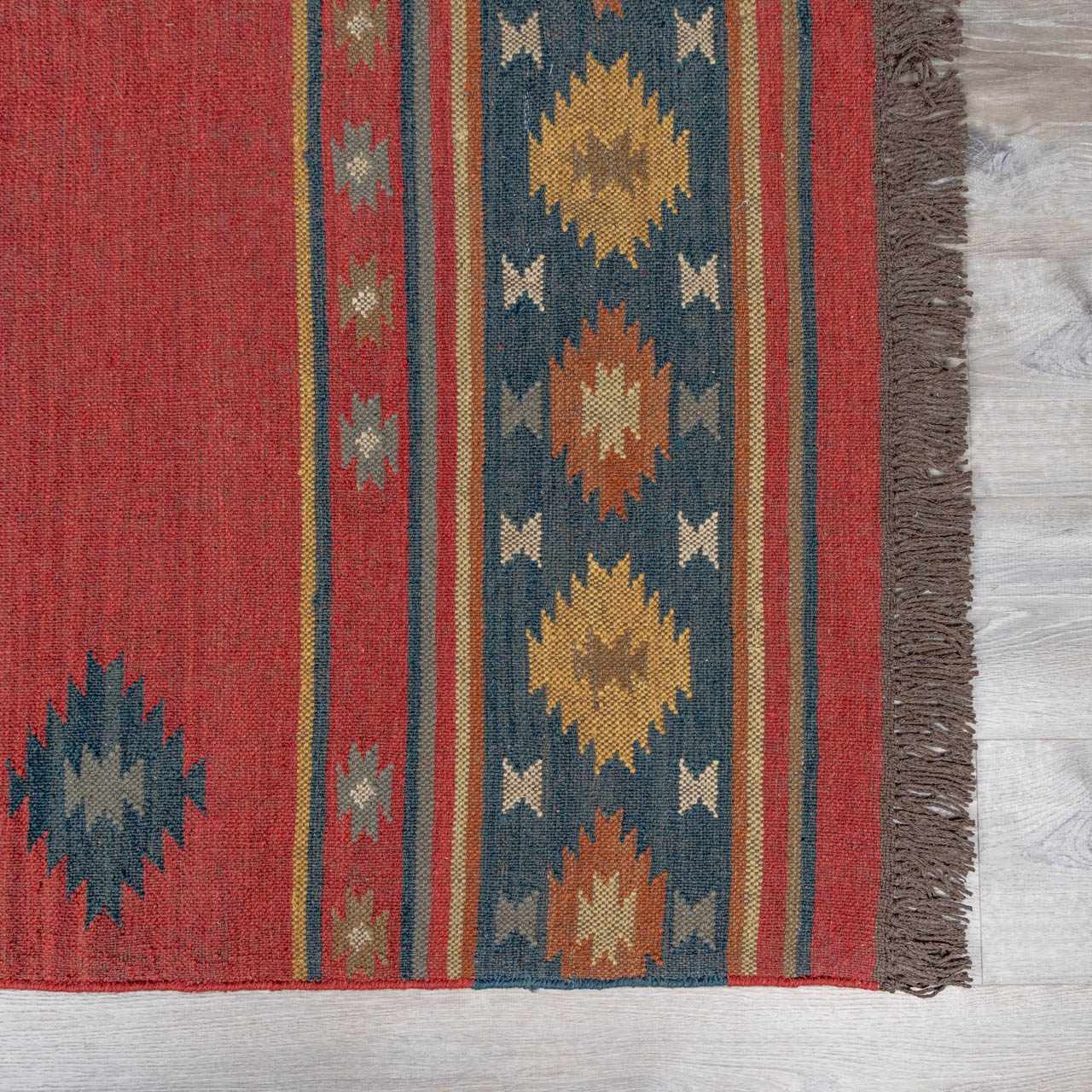 Hedon Wool Area Rug - Cozy Modern Design for Stylish Spaces
