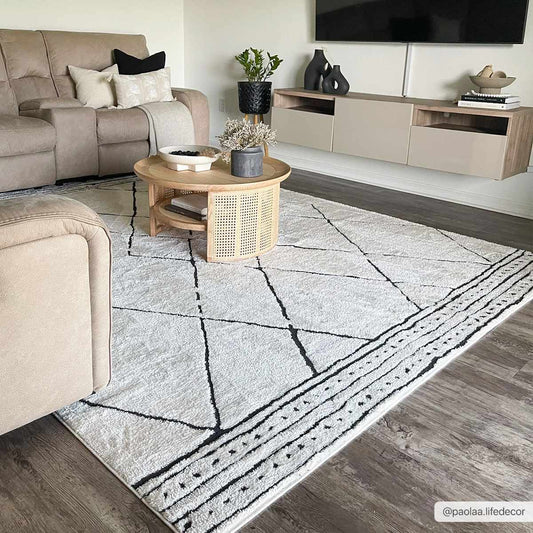 Geometric Area Rug - Black  White Modern Home Decor