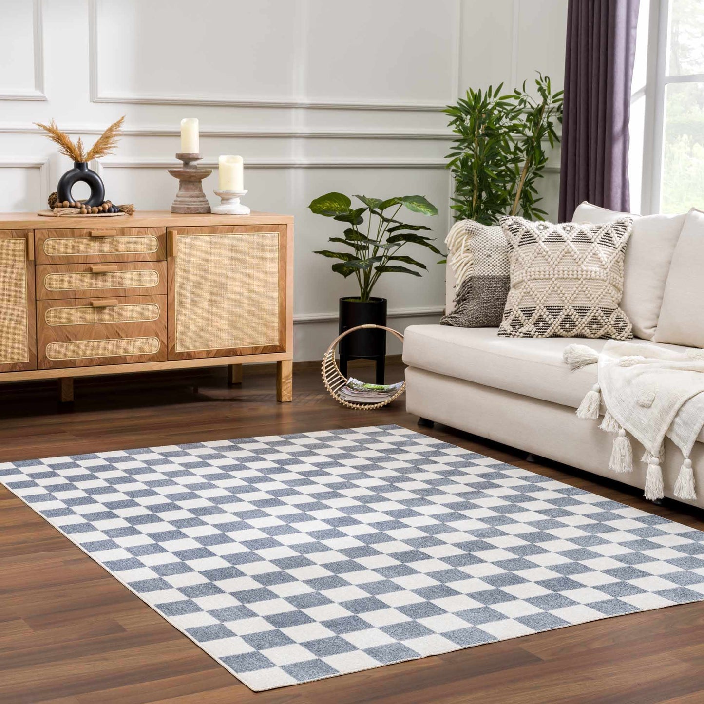 Checkered Washable Area Rug - Stylish Durable Floor Covering