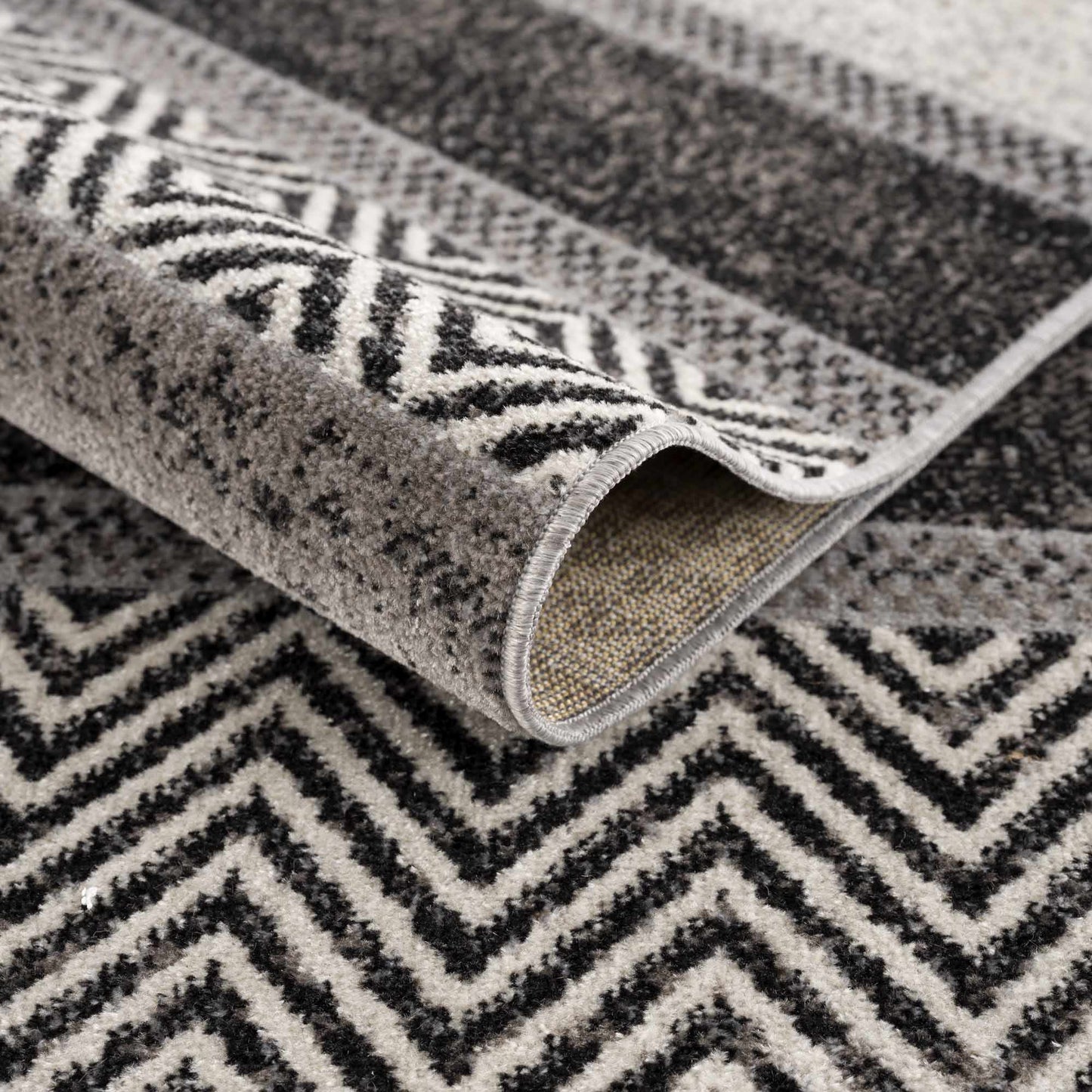 Middlestown Washable Area Rug - Stylish Durable Easy Clean Rug for Any Room